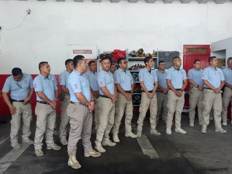 Bomberos de Zamora trabajan con carencias