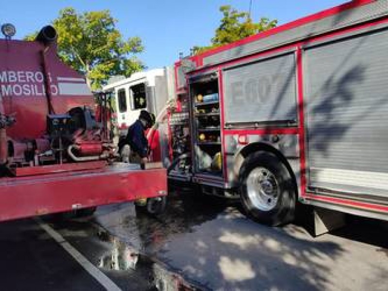 Bomberos fomentan auto protección ante incendios.