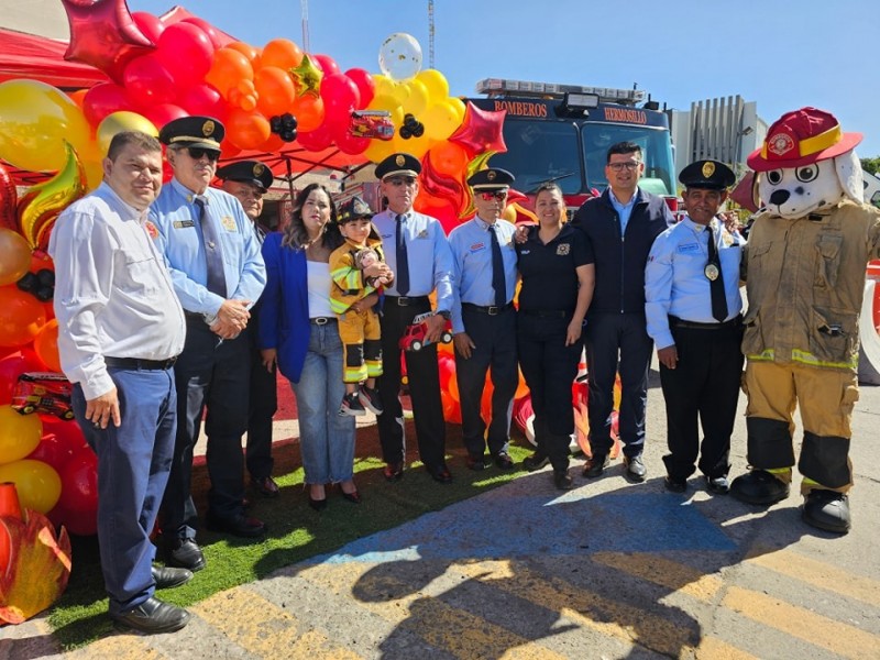 Bomberos invitan a donar al  Juguetón de Fuego