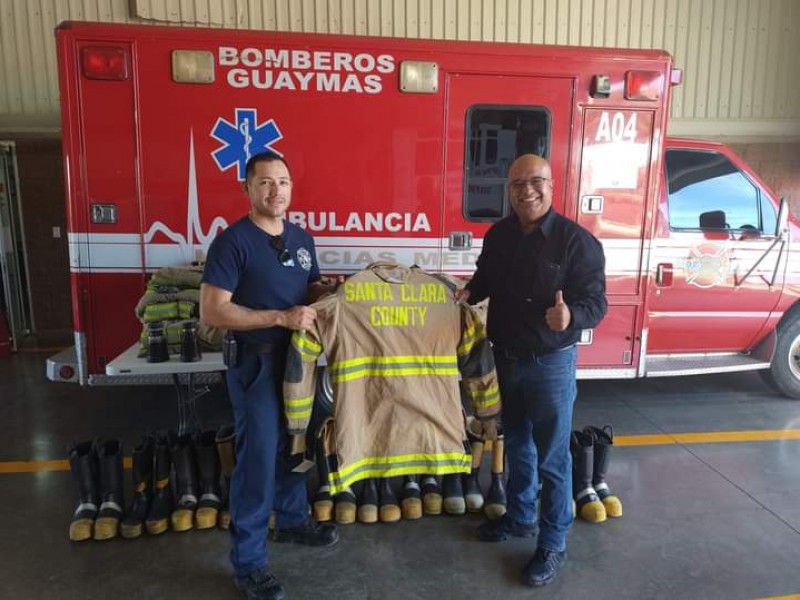 Bomberos reciben apoyos de apagafuegos de Cananea