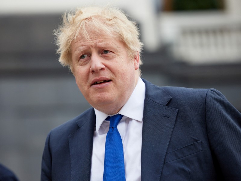 Boris Johnson renuncia al cargo