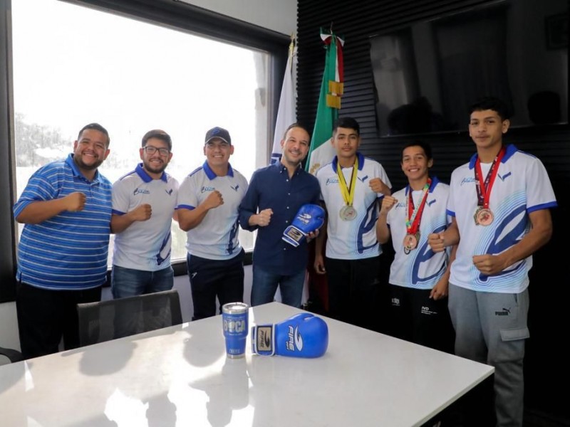 Boxeadores boqueños buscan pase a nacionales