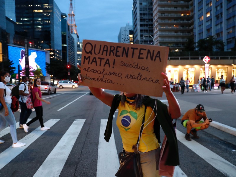 Brasil cerca de 11 millones de casos acumulados de Covid-19