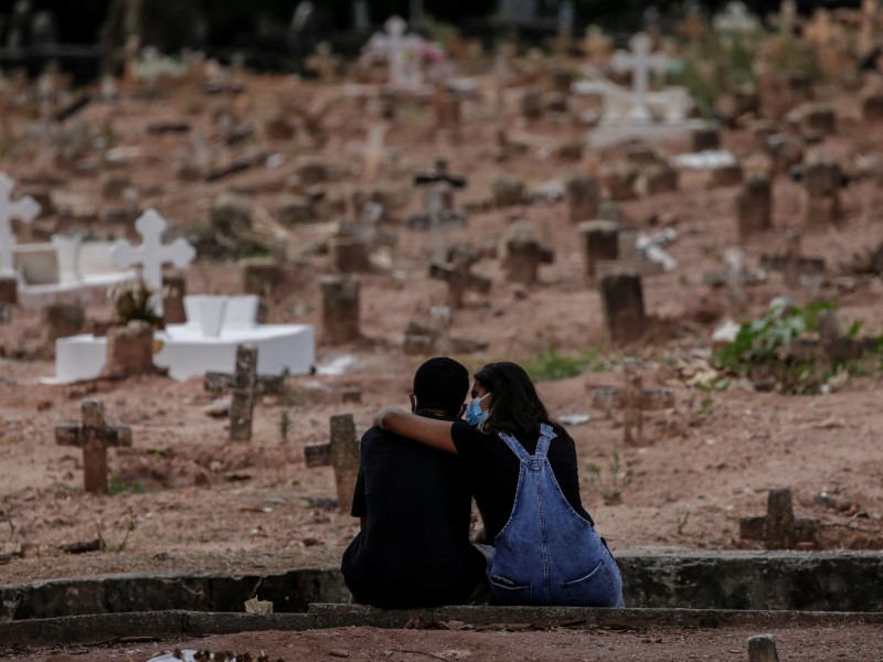 Brasil confirma primera muerte por variante Ómicron