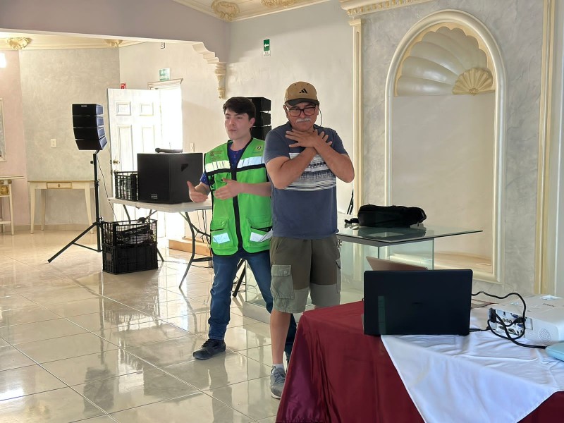 Brindan cursos preventivos a pescadores de Empalme