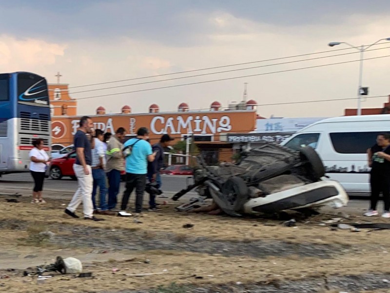 Brutal accidente en la 57 deja cuando menos 3 muertos