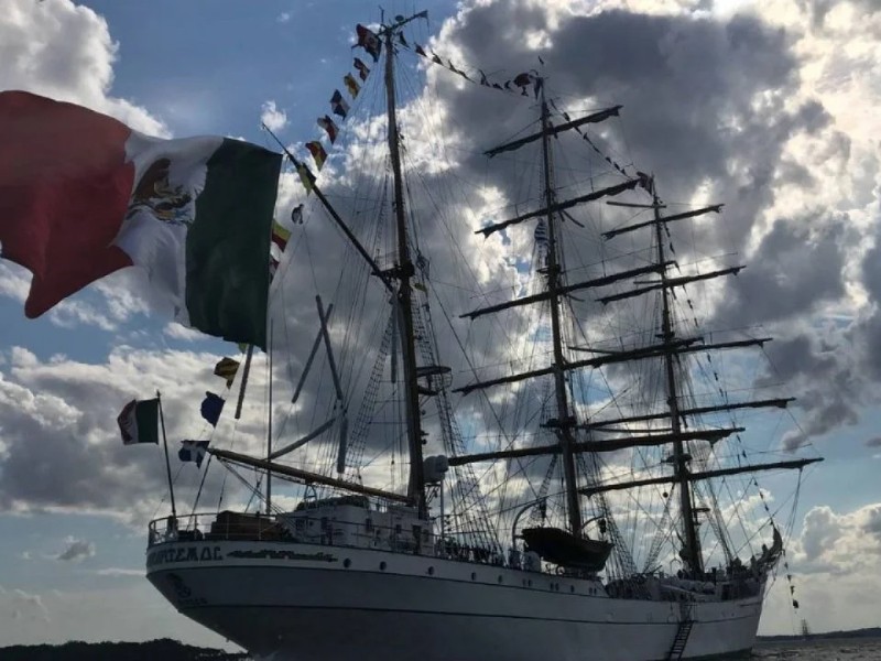 Buque Cuauhtémoc, a segunda etapa de reparación en NY