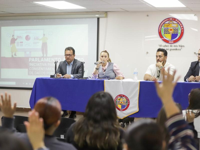 Busca Congreso fortalecer protección de datos personales