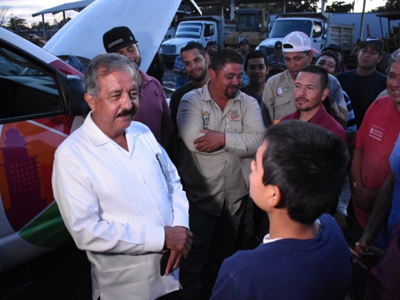 Busca Culiacán adquirir 6 camiones recolectores de basura