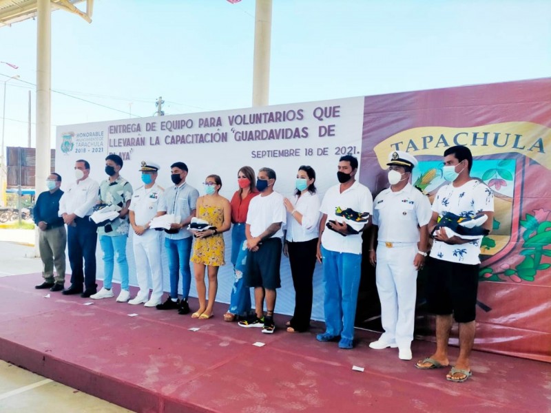 Busca Marina capacitar a voluntarios para Guardavidas de Playa