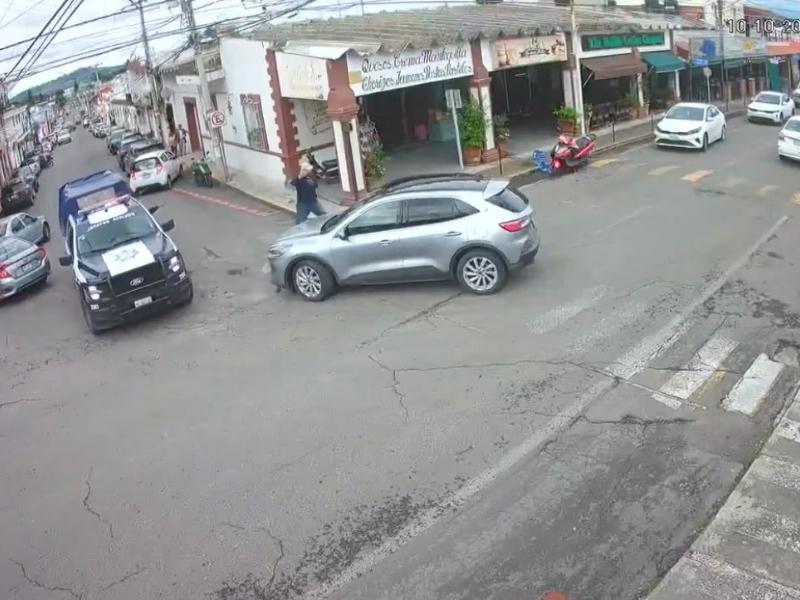 Buscan a agresores tras balacera que dejó policía herido en Chipilo
