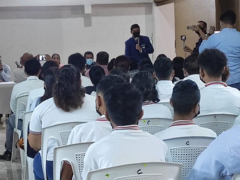 Buscan conformar el Consejo de la Juventud en Tuxpan