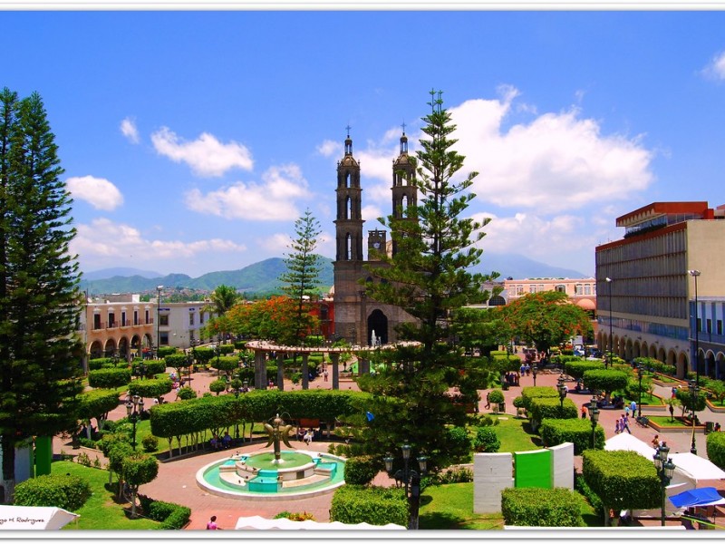 Buscan establecer ferias y expos en plaza principal de Tepic