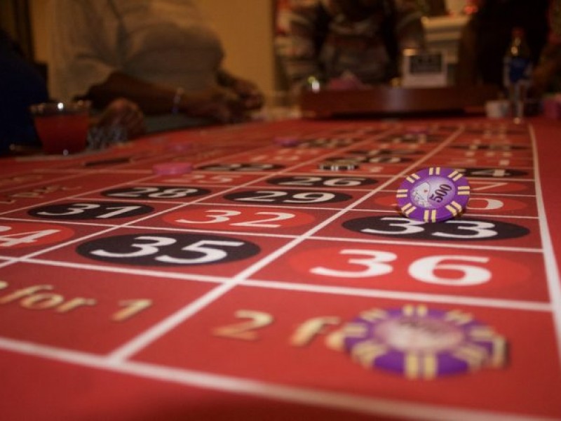 Buscan impedir reapertura de casino clausurado desde 2013 en Michoacán