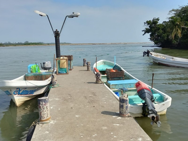 Buscan pescador perdido en Cazones