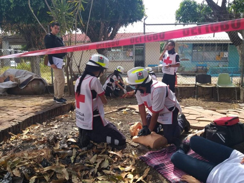 Buscan recursos para reparar edificio de Cruz Roja