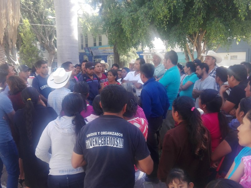 Buscarán crear policía comunitaria en Coyomeapan
