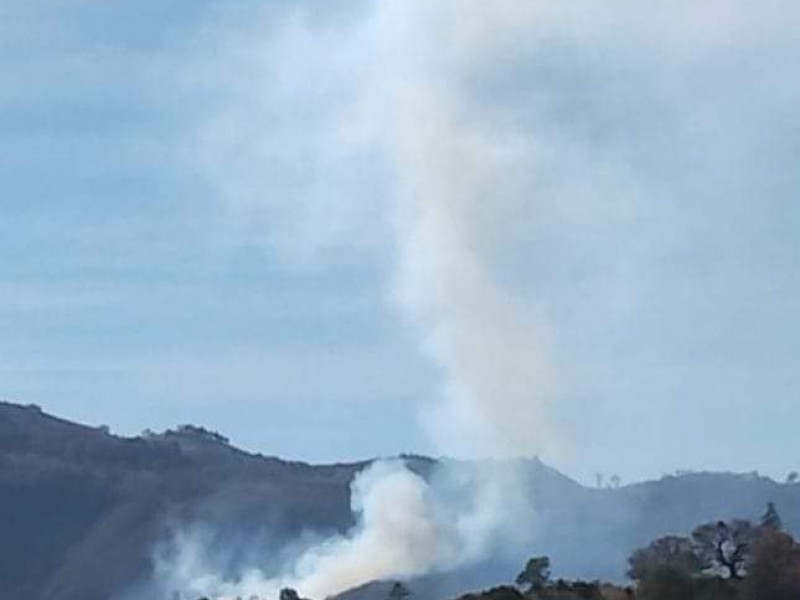 Cadereyta: otro incendio toma lugar en San José Tepozán