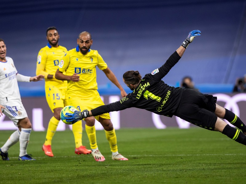 Cádiz sacó puntos del Bernabeu