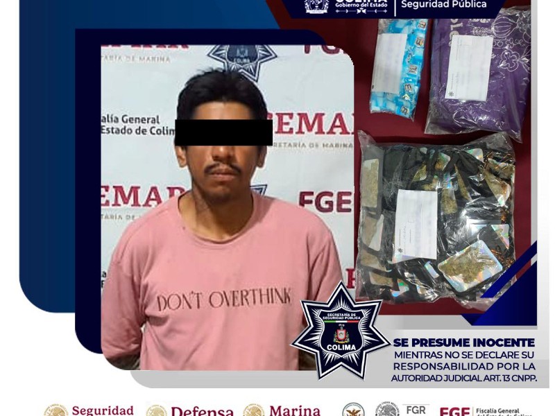 Cae narcomenudista con 300 dosis de ice en municipio de Colima