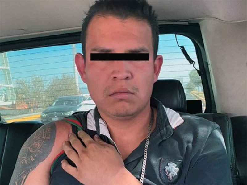 Cae narcomenudista con arma falsa