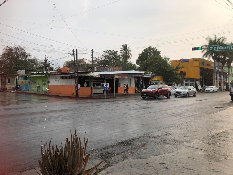 Cae primera lluvia de mayo, apagó algunos incendios