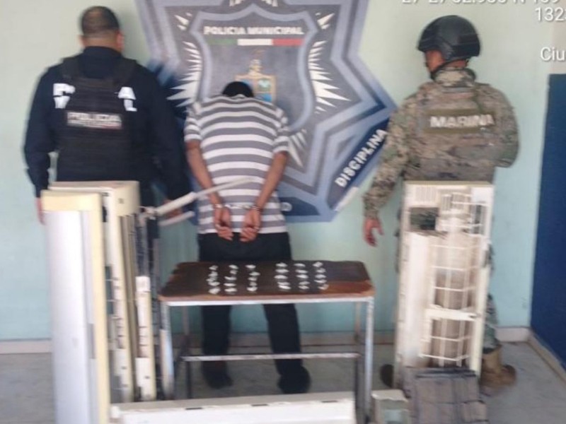 Cajeme:Detienen a hombre por robo a preescolar y poseer droga