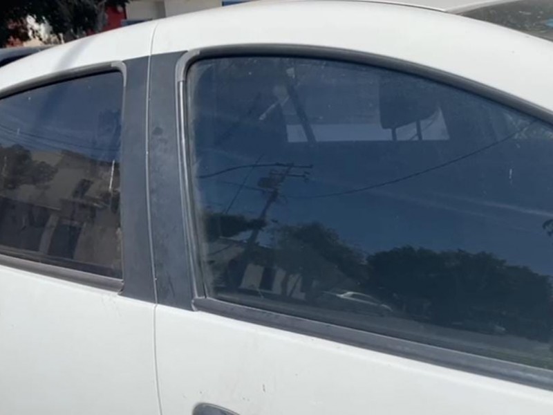 Cajeme: Ya empiezan multas a carros con polarizado en parabrisas