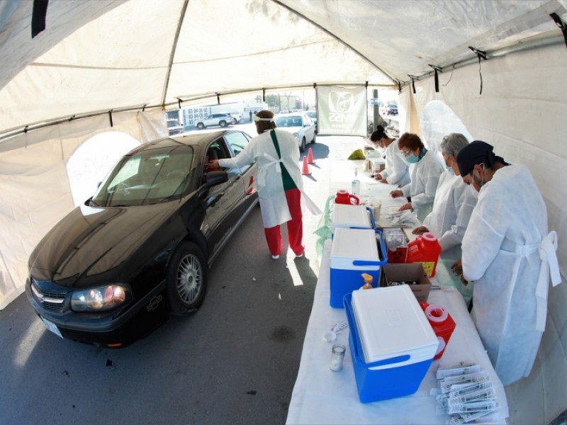 Calera aplicará en auto el cuadro básico de vacunación