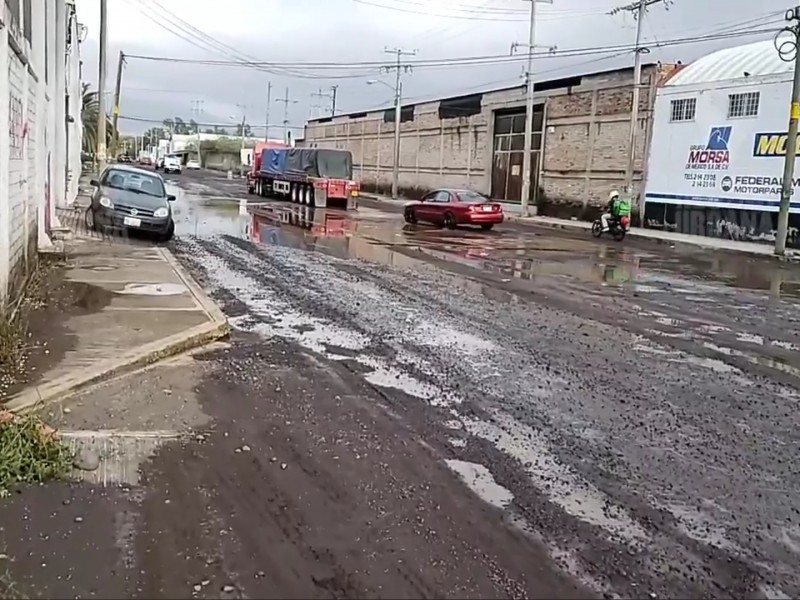 Calle niño obrero deteriorada y en olvido por 40 años