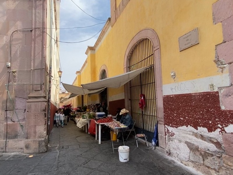 Callejón del Tráfico o del Laberinto, muy visitado en cuaresma