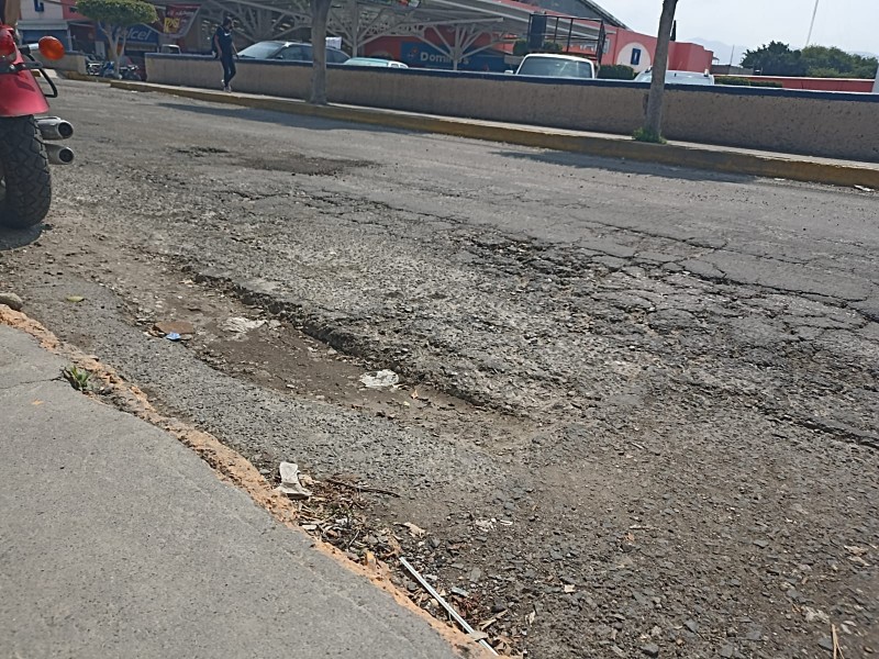 Calles céntricas contempladas para reconstrucción total por baches