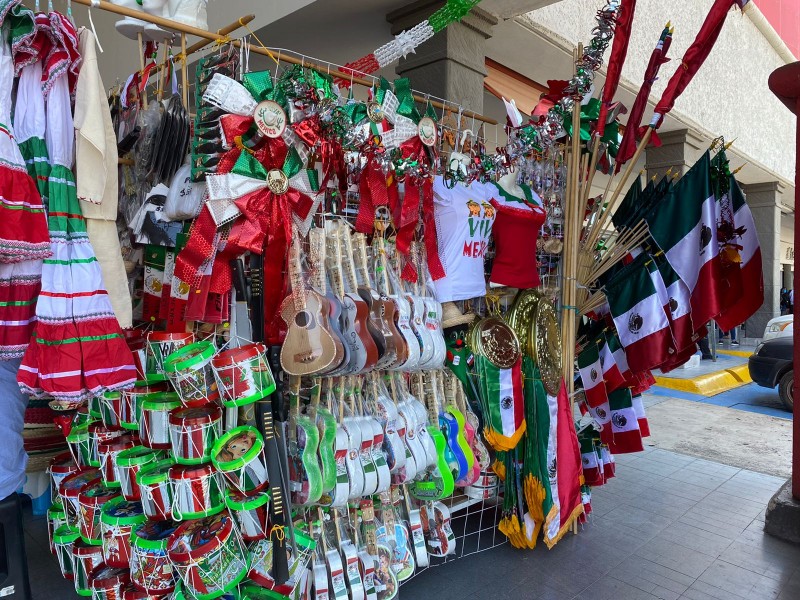 Calles comienzan a pintarse tricolor