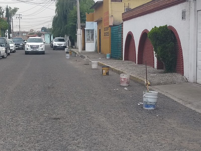 Calles con obstáculos en San Jerónimo Chicahualco