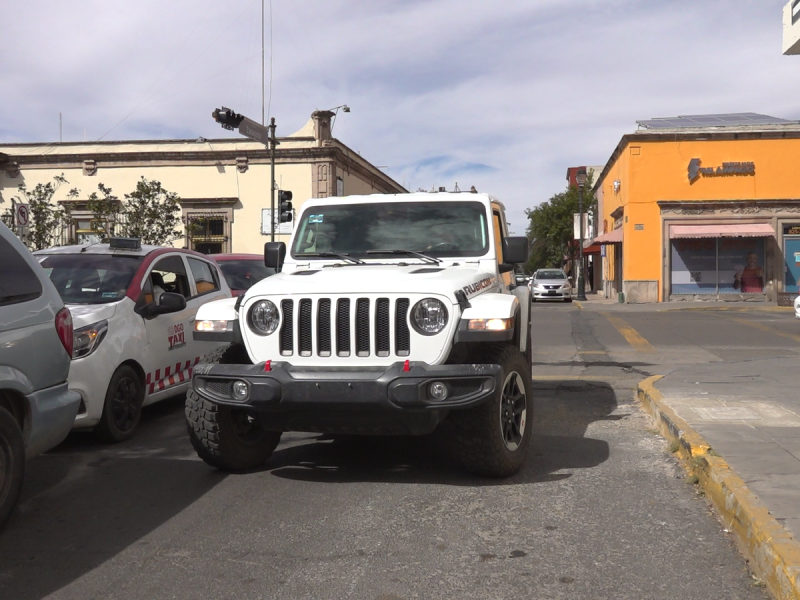 Calles de Durango: Automovilistas