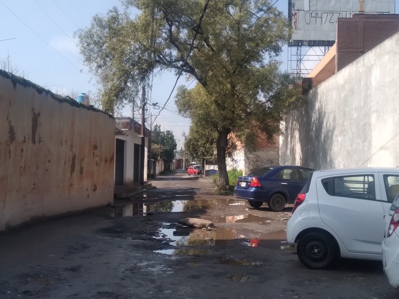 Calles de San Mateo Atenco un lodazal