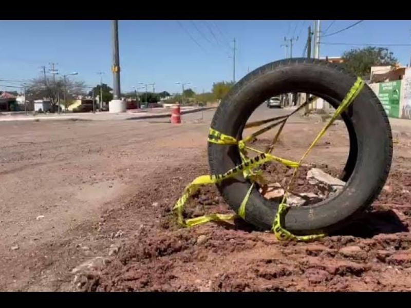 Calles destrozadas al norte de la ciudad, hay varios reportes