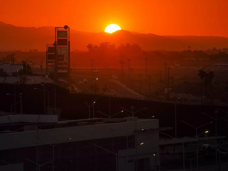 Calor récord en EU pone en riesgo la frontera mexicana