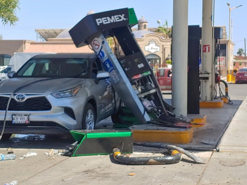 Cámara de seguridad graba momento exacto del accidente en Navojoa