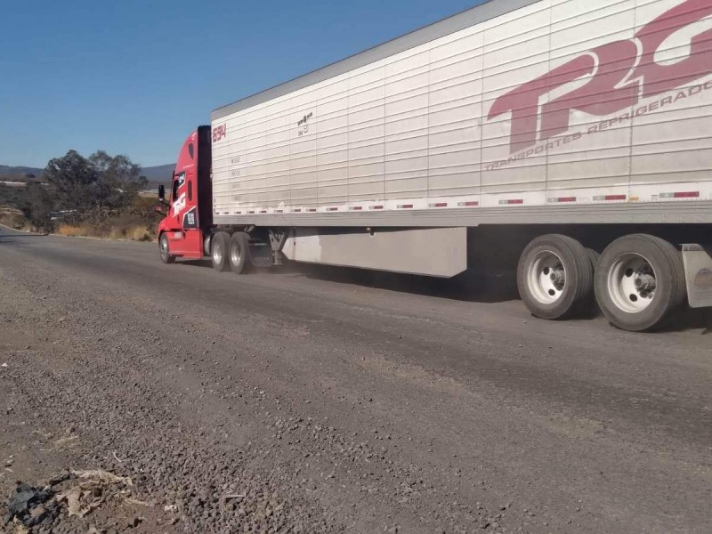 Cámaras de comercio solicitan mejores condiciones para carreteras de Michoacán