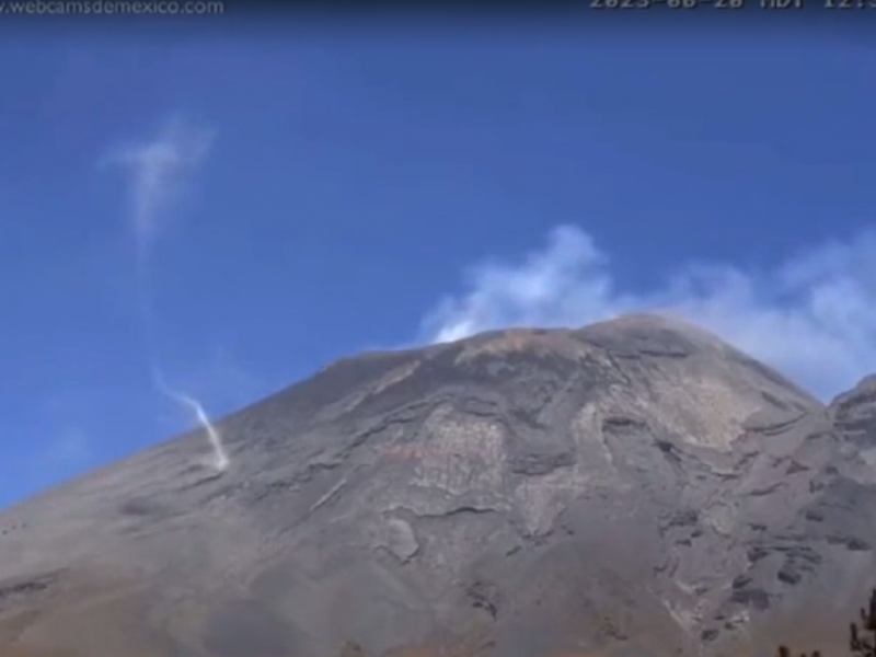 Cámaras de vigilancia del Popocatépetl captan molino de polvo