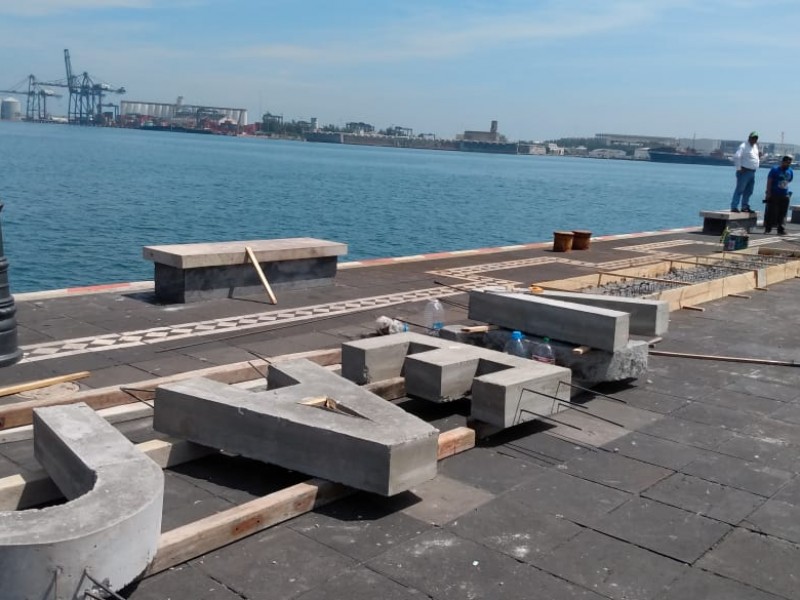 Cambian letras turísticas del Malecón de Veracruz