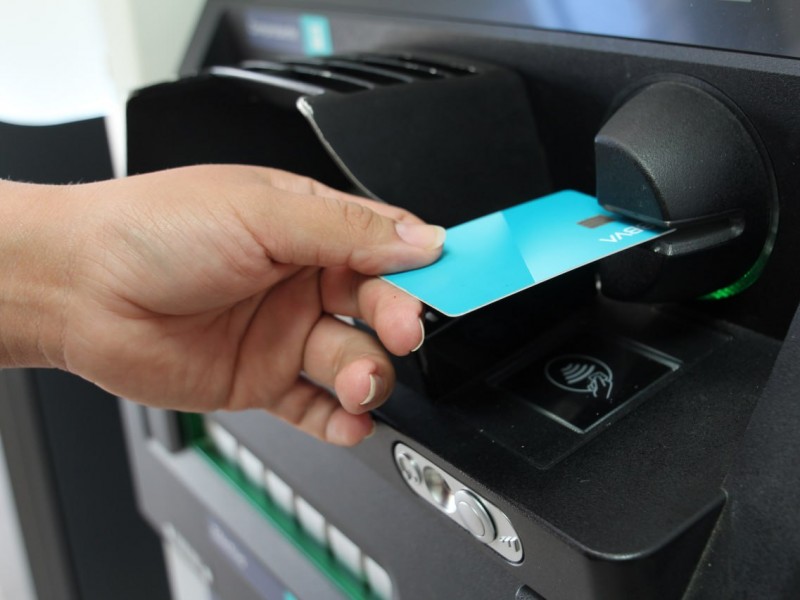Cambian modalidad de pago a más de 61 mil maestros