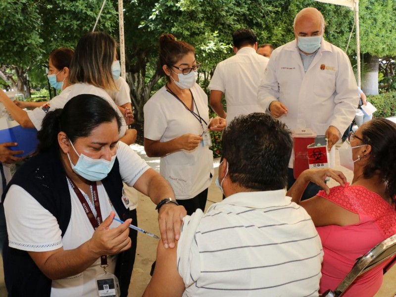 Cambian sede de vacunación contra COVID-19 en Cintalapa y Palenque