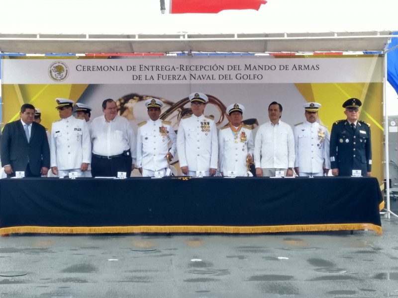 Cambio de comandante en la Fuerza Naval