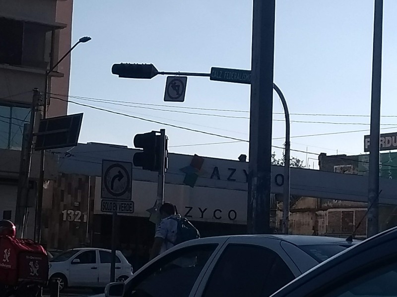 Cambio de nuevos semáforos iniciara en 18 avenidas