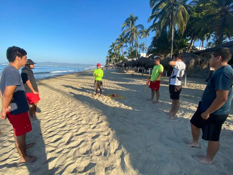 Cambio en semáforo epidemiológico aumenta accidentes en playas de Nayarit