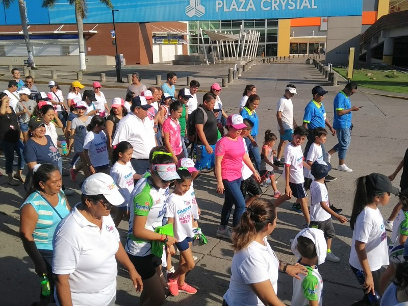 Caminata en contra del maltrato infantil