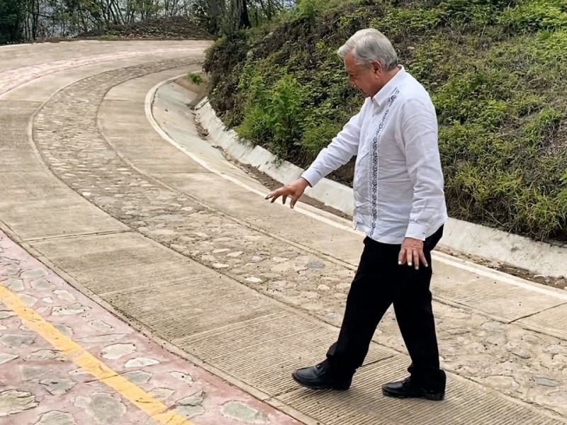 Caminos artesanales generan empleos y bienestar: Andrés Manuel López Obrador