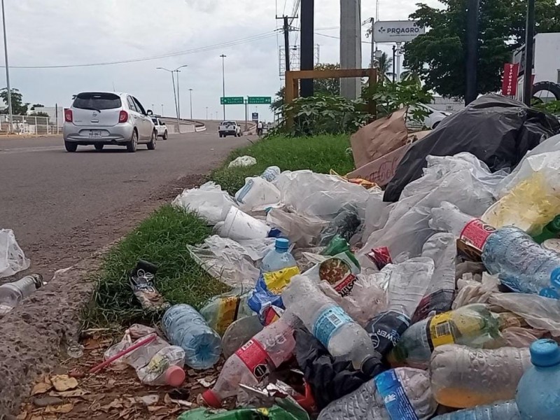 Camiones de basura no pasan desde hace 2 meses: Ciudadanos